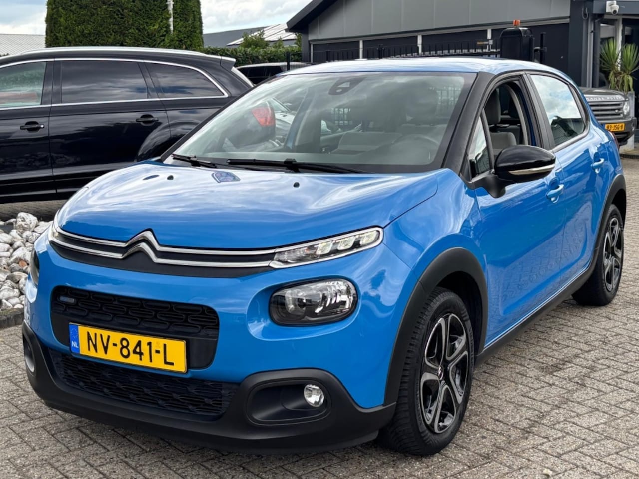 Citroën C3 - 1.2 Benzine 5-Deurs 2017 Navigatie 107.000 KM NL Auto - AutoWereld.nl