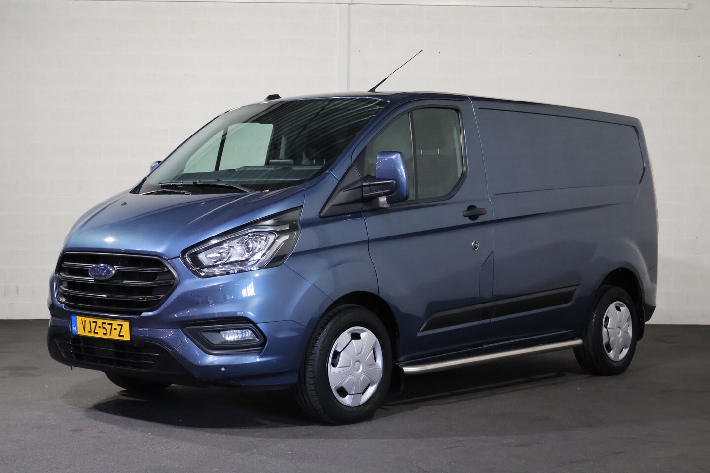 Ford Transit Custom - 2.0 TDCI L1H1 Trend Automaat - AutoWereld.nl