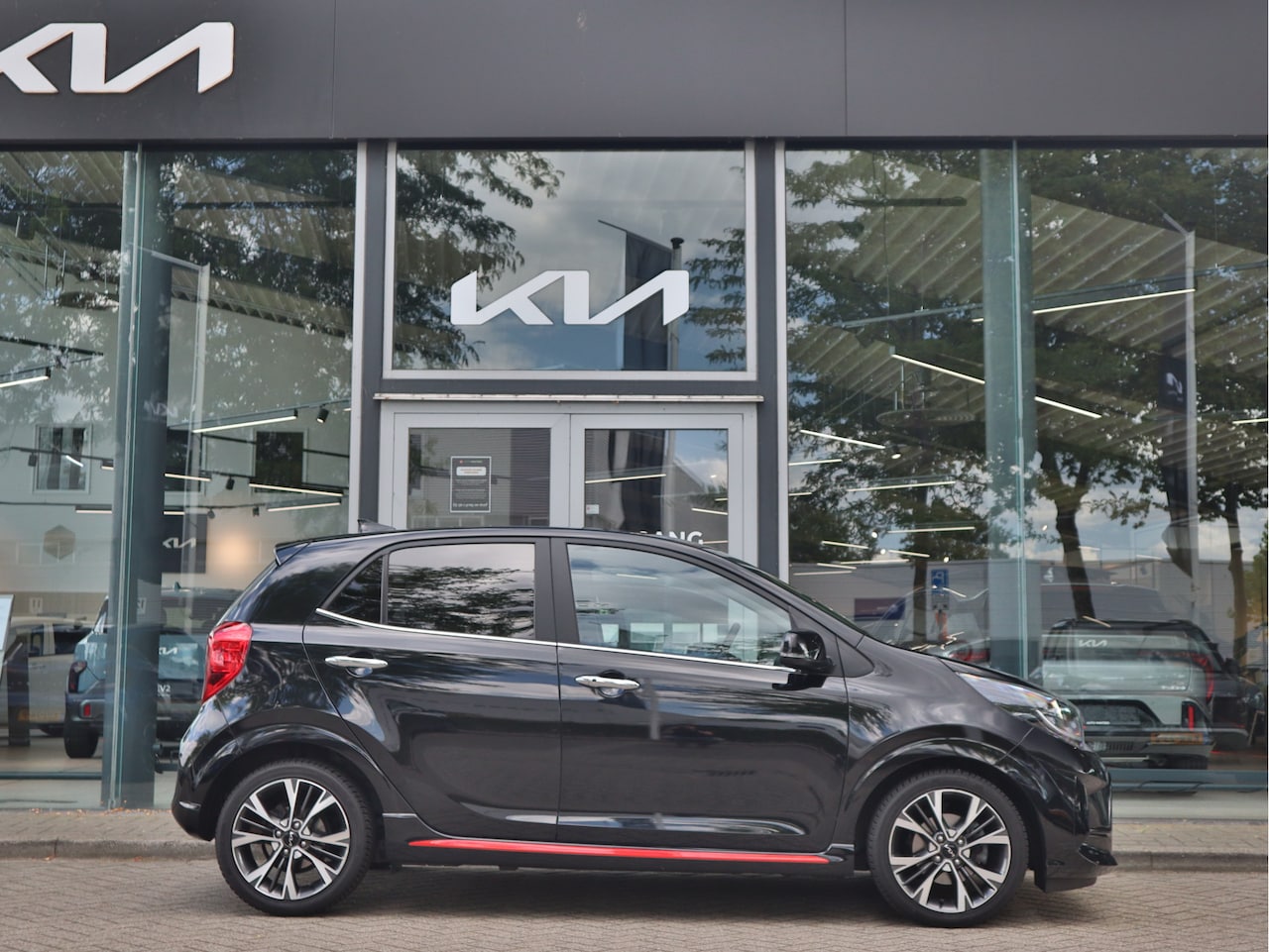Kia Picanto - 1.2i 4 Cilinder GT-Line 5p Leder | Stoelverwarming | Stuurverwarming | tot 10 jaar Garanti - AutoWereld.nl