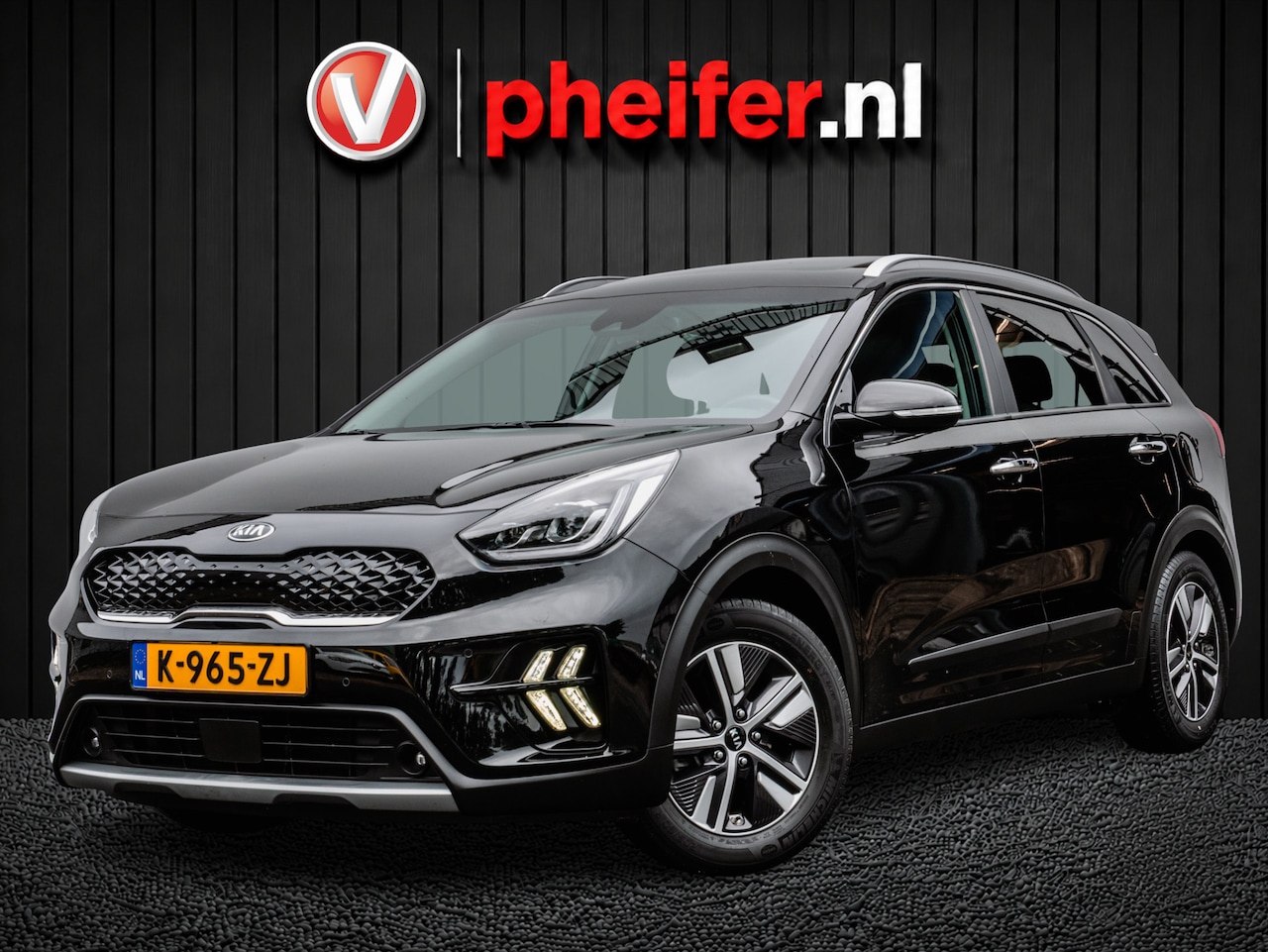 Kia Niro - 1.6 GDi Hybrid ExecutiveLine Trekhaak/ Lederen int./ Stuur+stoelverwarming/ JBL/ Schuifdak - AutoWereld.nl