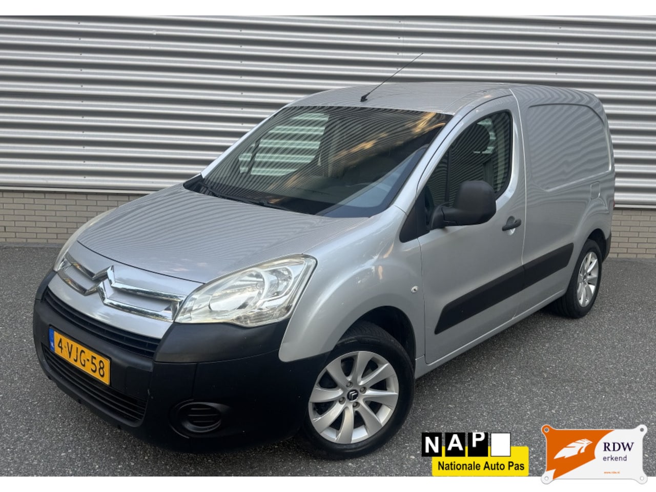 Citroën Berlingo - 1.6i BENZINE NAP Nwe APK - AutoWereld.nl