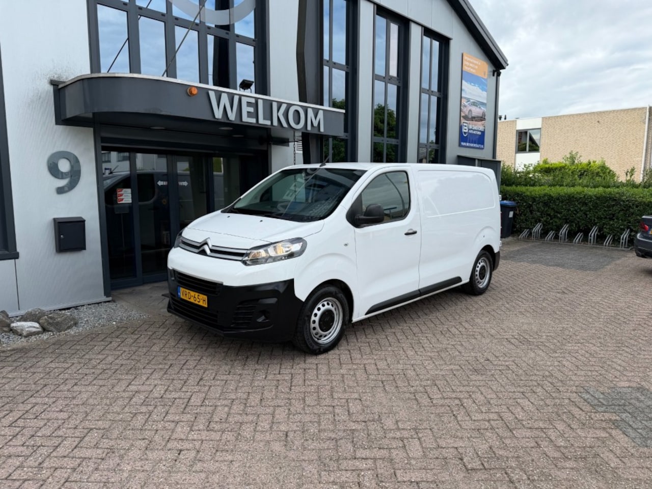 Citroën Jumpy - 1.5 BlueHDi L2 Lang 3-pers, 102PK airco, Cruisecntrl, PDC, trekhk - AutoWereld.nl