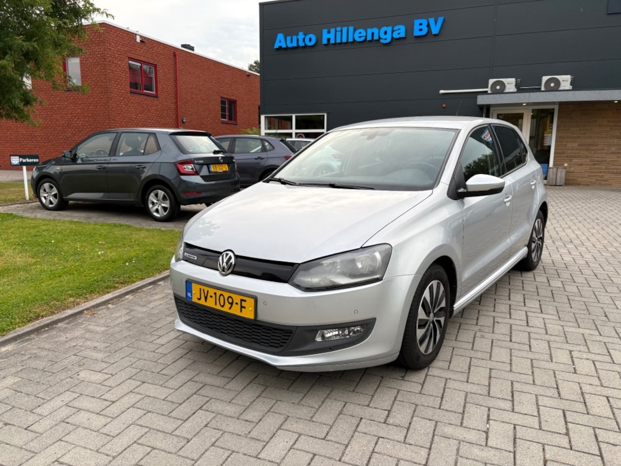 Volkswagen Polo - 1.0 BLUEM. CON. SER. - AutoWereld.nl