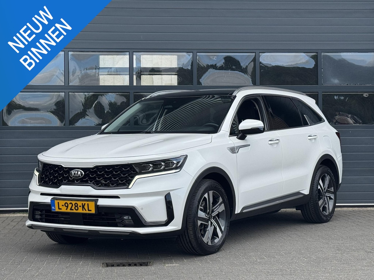 Kia Sorento - 1.6 T-GDI PHEV 4WD DYNAMICPLUSLINE 7-PERS I SCHUIF/KANTELDAK I AUTOMAAT I STOELVERWARMING - AutoWereld.nl