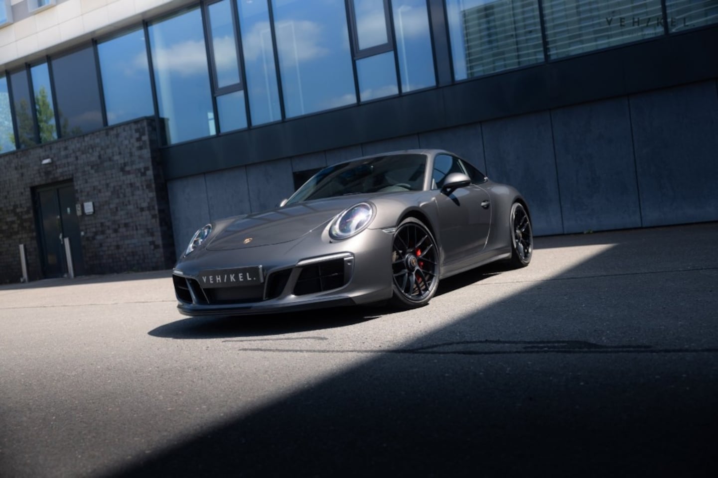 Porsche 911 - 991.2 - 3.0 CARRERA 4 GTS - NL geleverd - zeer royaal uitgerust - AutoWereld.nl