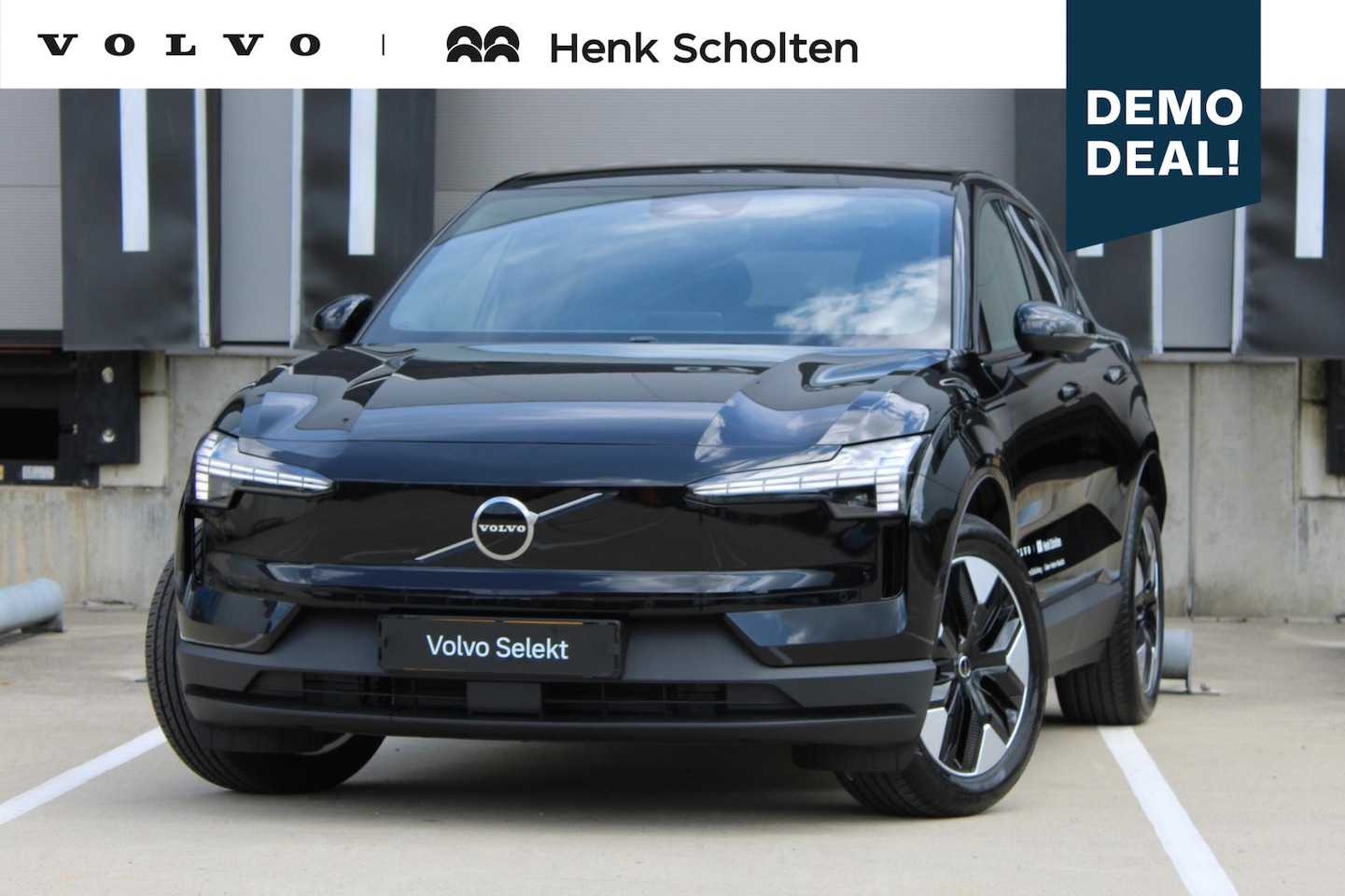 Volvo EX30 - Single Motor Extended Range Plus Europa | Beschikbaar vanaf 10-2026 | Adaptieve Cruise Con - AutoWereld.nl