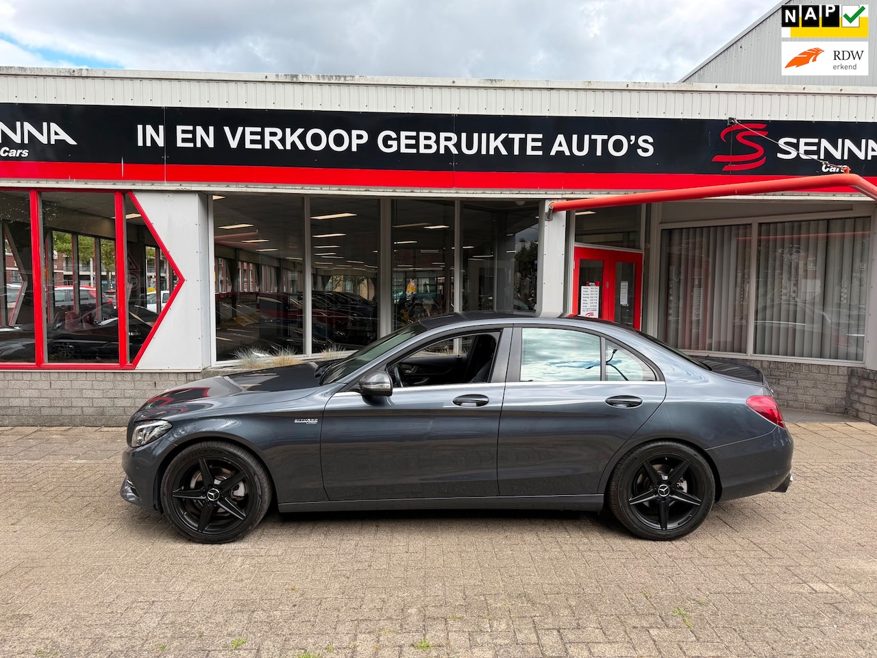 Mercedes-Benz C-klasse - 180 - AMG look - Leer - Burmester - Inr Mog ! - AutoWereld.nl