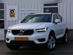 Volvo XC40 - 2.0 T4 190PK Automaat 4 Cilinder*NL-Auto*Perfect Onderh.*Elek. Trekhaak/Navi/LED/Rijstrook