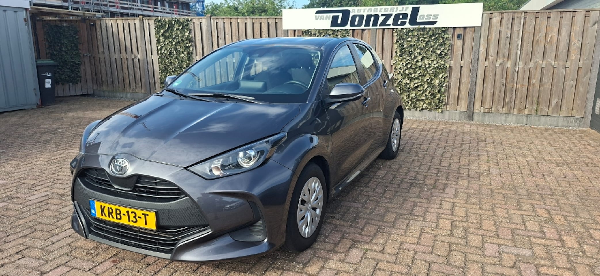 Toyota Yaris - 1.0 VVT-i Active appel-carplay - AutoWereld.nl