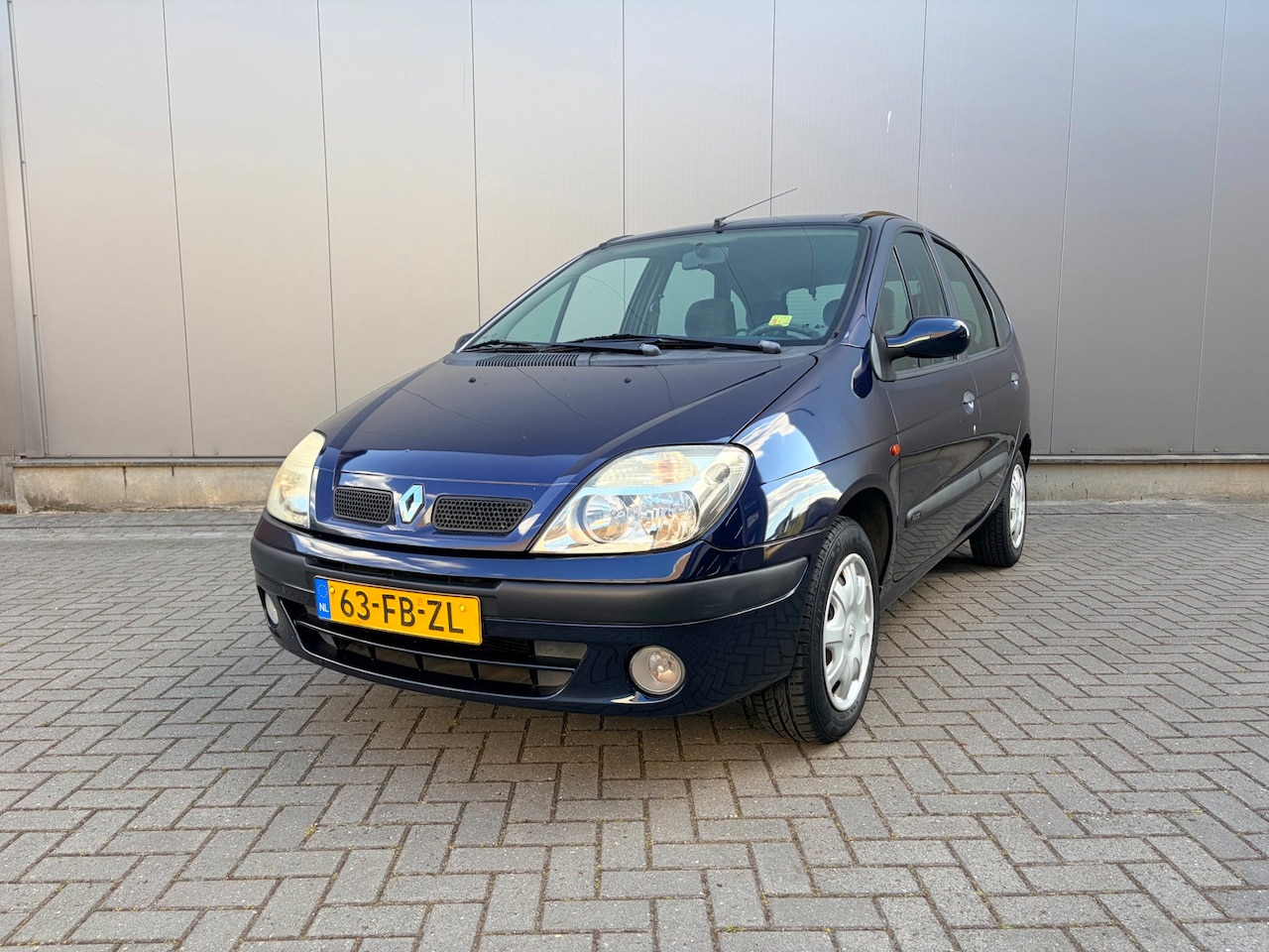 Renault Scénic - 1.6-16V RXE 1.6-16V RXE - AutoWereld.nl