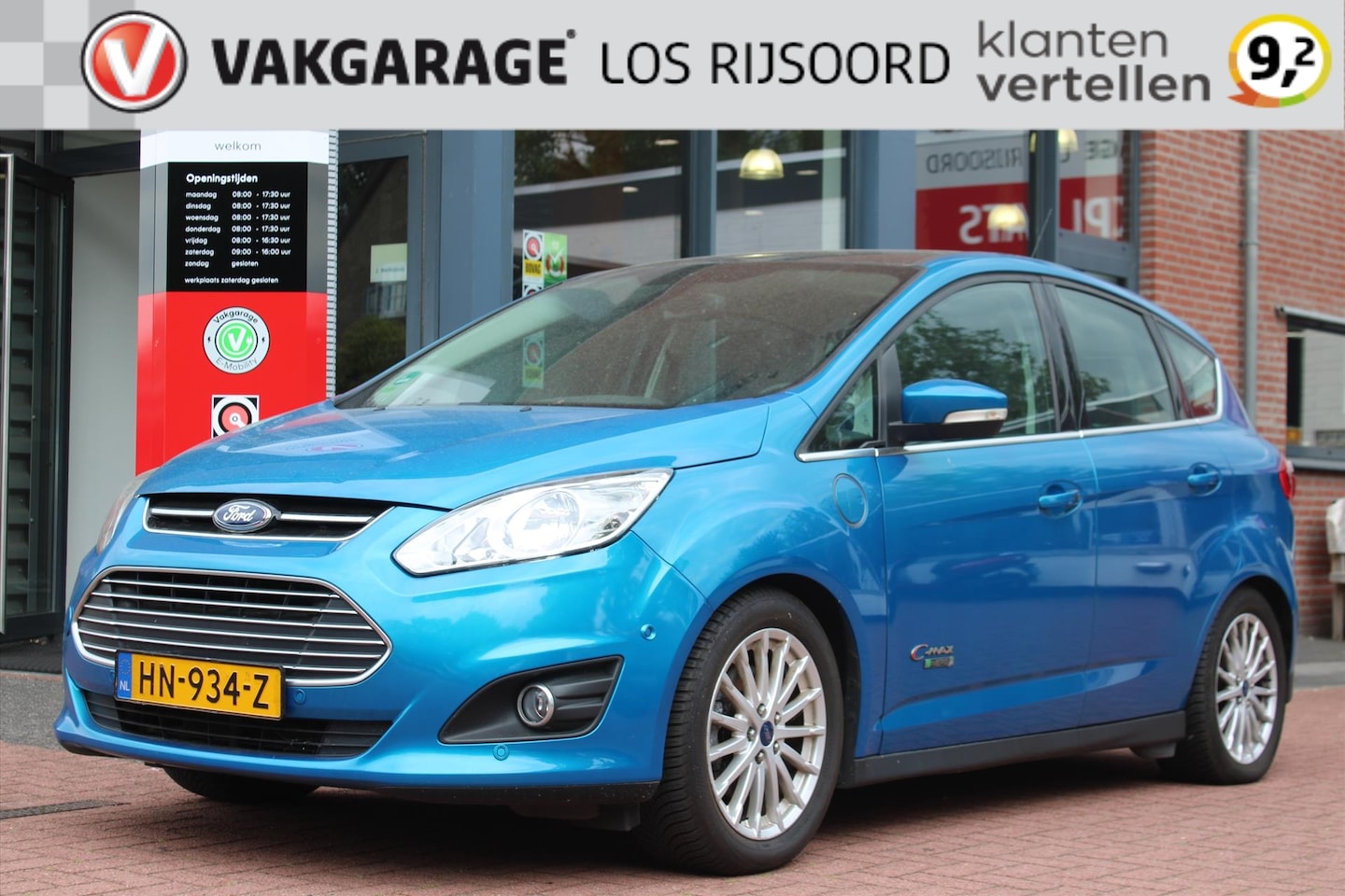 Ford C-Max - 2.0 PHEV *Titanium* | Panorama | Leder | Camera | Navigatie | Stoelverwarming | Cruise & C - AutoWereld.nl