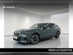 BMW i5 Touring - eDrive40 84 kWh M-Sport | 20" | Stoelventilatie | Bowers&Wilkins | Driving Assistant Prof.