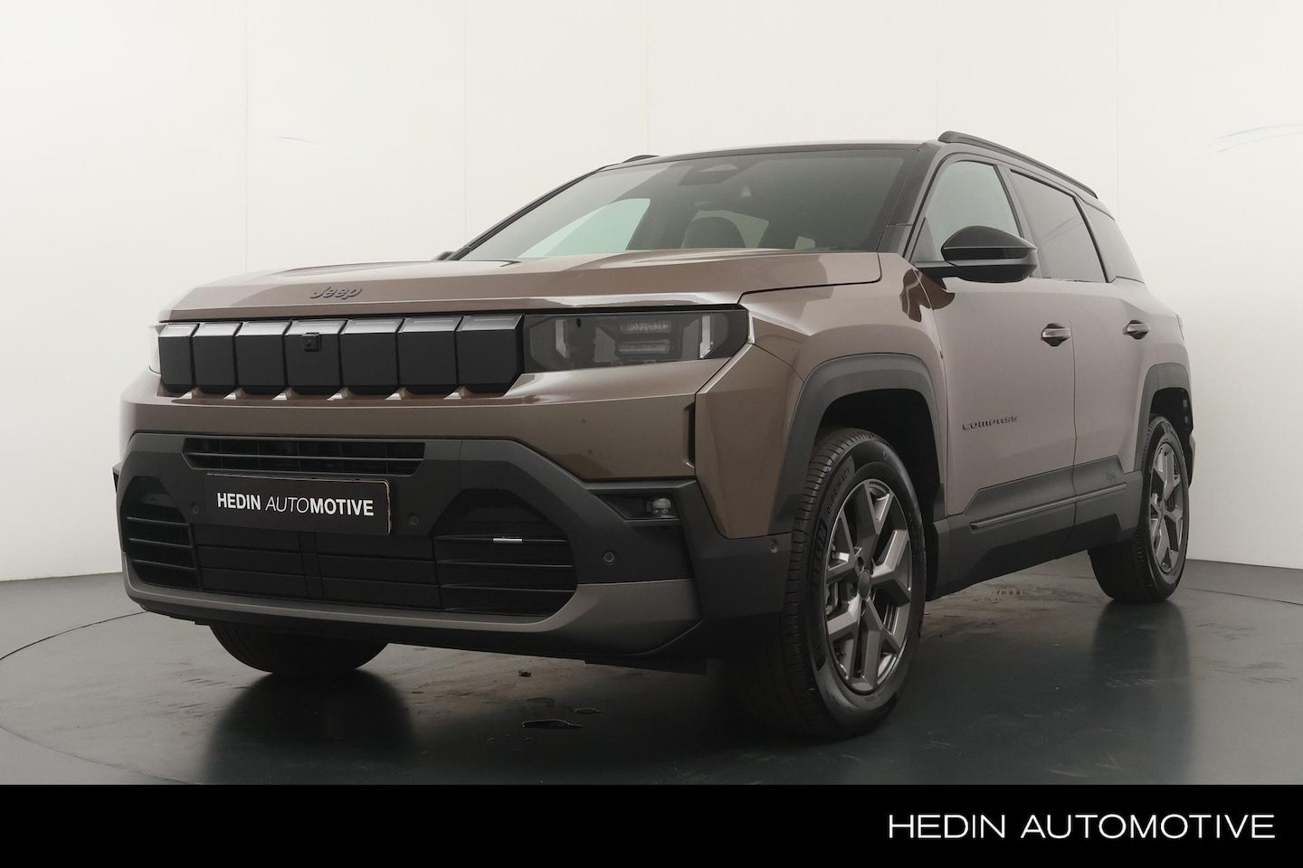 Jeep Compass - 1.2 e-Hybrid First Edition | Convenience Pack | Camera | 18" LM Velgen | Two tone kleur | - AutoWereld.nl