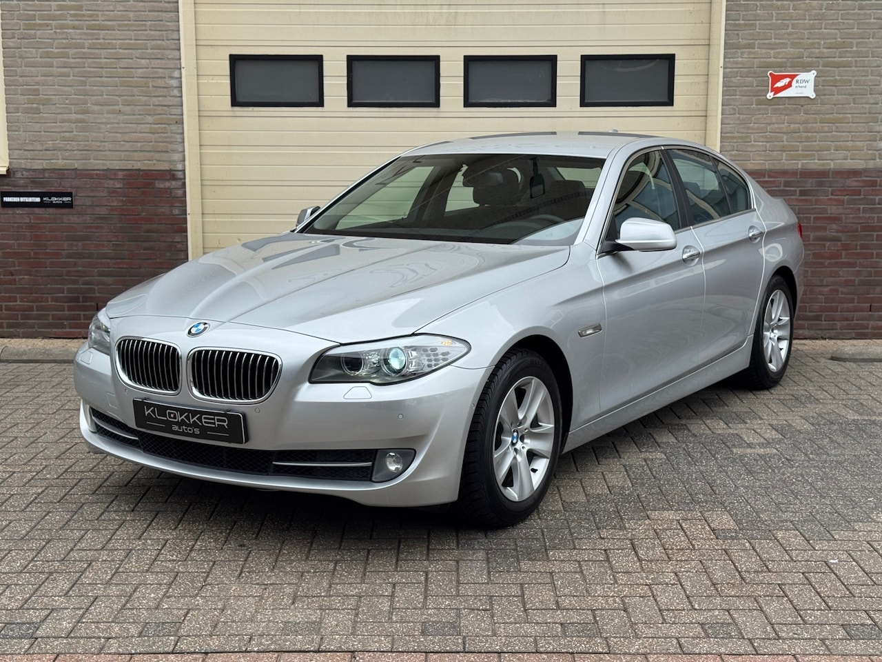 BMW 5-serie - 520i High Executive + 1E EIG|Orig NL|Dealer onderhouden - AutoWereld.nl