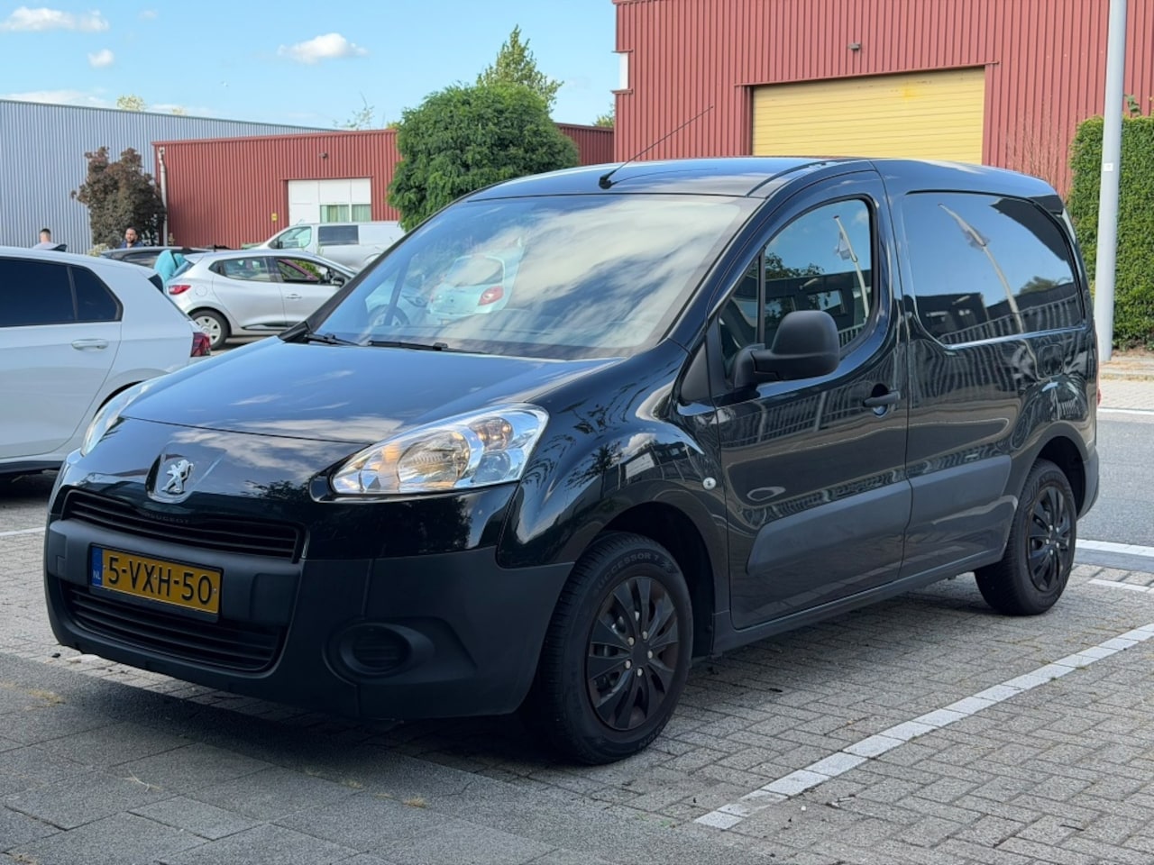 Peugeot Partner - 1.6 HDI Airco Cruise Distributie Vervangen EURO 5 - AutoWereld.nl