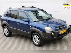 Hyundai Tucson - 2.0i Style Airco Trekhaak 2De Eig Cruise NAP