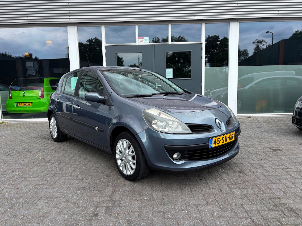 Renault Clio - 1.6-16V Dynamique Luxe AUTOMAAT / Airco / LM Velgen - AutoWereld.nl