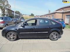 Ford Focus - 1.6-16V First Edition 2005