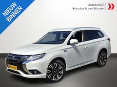 Mitsubishi Outlander - 2.0 PHEV Premium Apple Carplay & Android auto | Stuurverwarming | Blind Spot