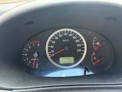Nissan Almera Tino - 1.8 Visia