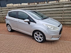 Ford B-Max - 1.0 EcoBoost Titanium Panoramadak