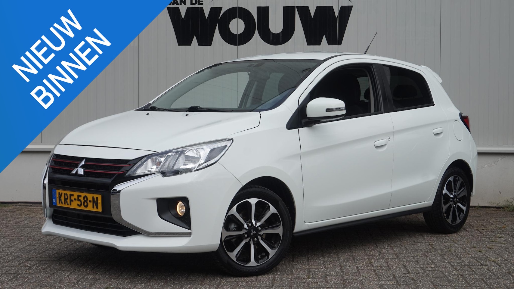 Mitsubishi Space Star - 1.2 Scherp rijklaar geprijsd! Climate Control | Cruise Control | Keyless | Apple Carplay/A - AutoWereld.nl