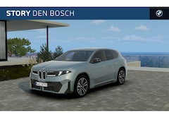 BMW iX3 - 40 eDrive M Sport / Trekhaak / M sportstoelen / 3D Head-Up / Stoelverwarming / Driving Ass