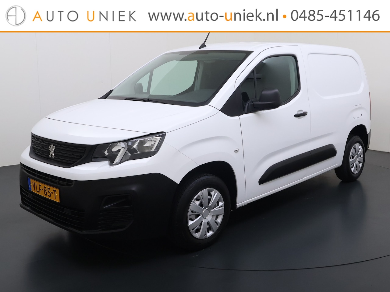 Peugeot Partner - 1.5 BlueHDI Pro EURO6, 3 PERSOONS! Trekhaak, Exlease - AutoWereld.nl