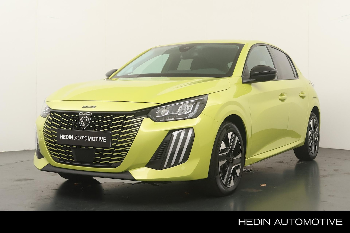 Peugeot 208 - 1.2 Hybrid 110 e-DCS6 Allure | Climate Control | 16" LM Velgen | Privacy Glass | Parkeerse - AutoWereld.nl