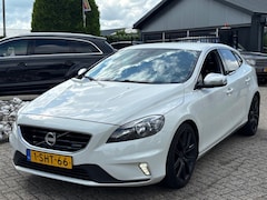 Volvo V40 - 1.6 D2 R-Design Wit Led Alcantara 2013