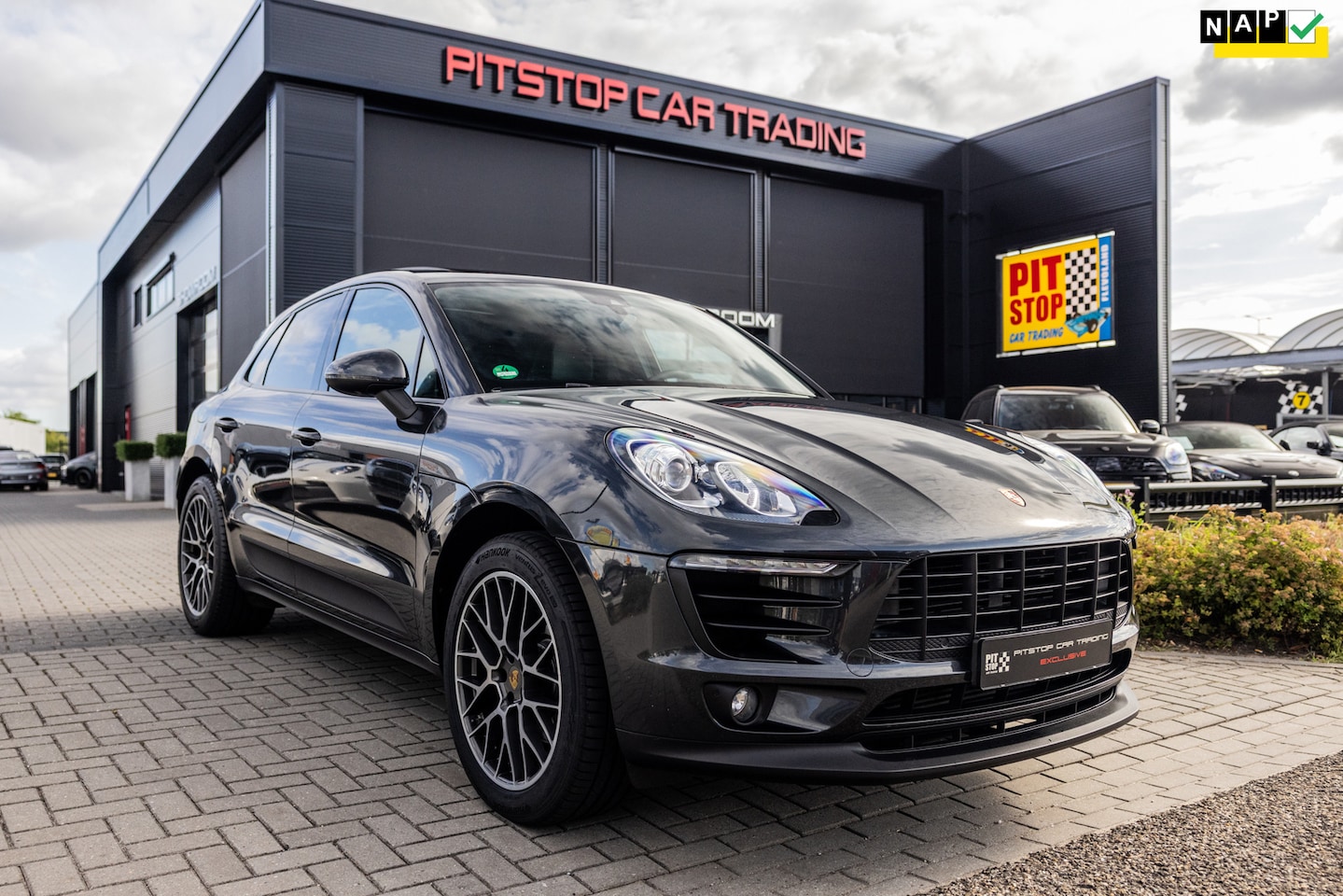 Porsche Macan - 2.0 2.0, 252 PK, Pano, PASM, DAB+, Spyder RS Velgen! - AutoWereld.nl