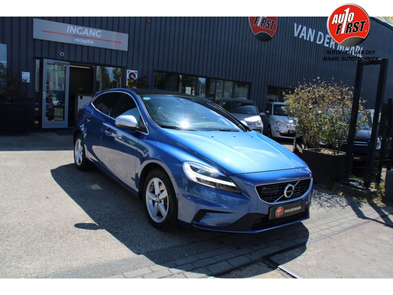 Volvo V40 - 1.5 T3 Polar+ Sport / lederen bekleding / stoelverwarming - AutoWereld.nl