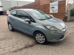 Ford Fiesta - 1.25 Trend zeer mooie en nette auto