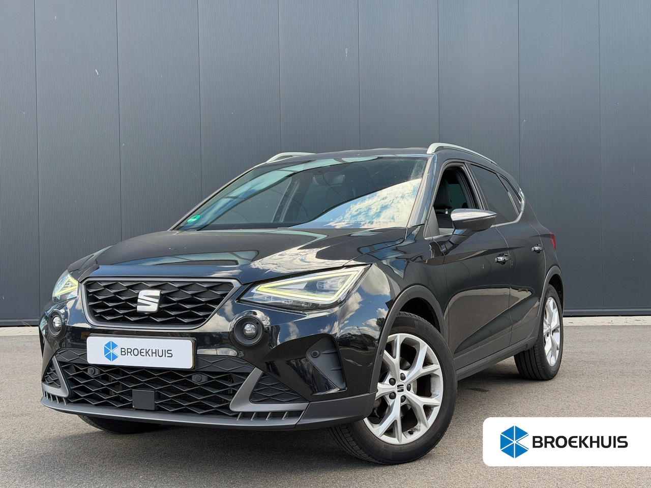 SEAT Arona - 1.0 TSI 95PK FR Business Intense | Achteruitrijcamera | Apple Carplay/Android Auto|telefoo - AutoWereld.nl