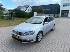 Volkswagen Passat Variant - 2.0 TDI 125Kw BlueMotion Automaat Clima Grijs 2012