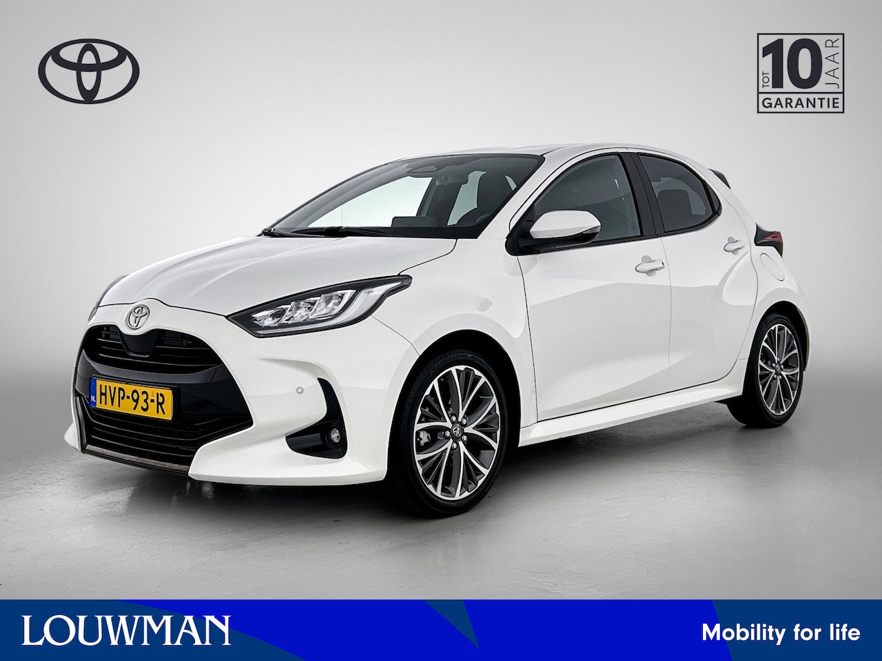 Toyota Yaris - 1.5 Hybrid 130 Executive | Parkeersensoren V+A | Blindspot | Stuur-Stoelverwarming | - AutoWereld.nl