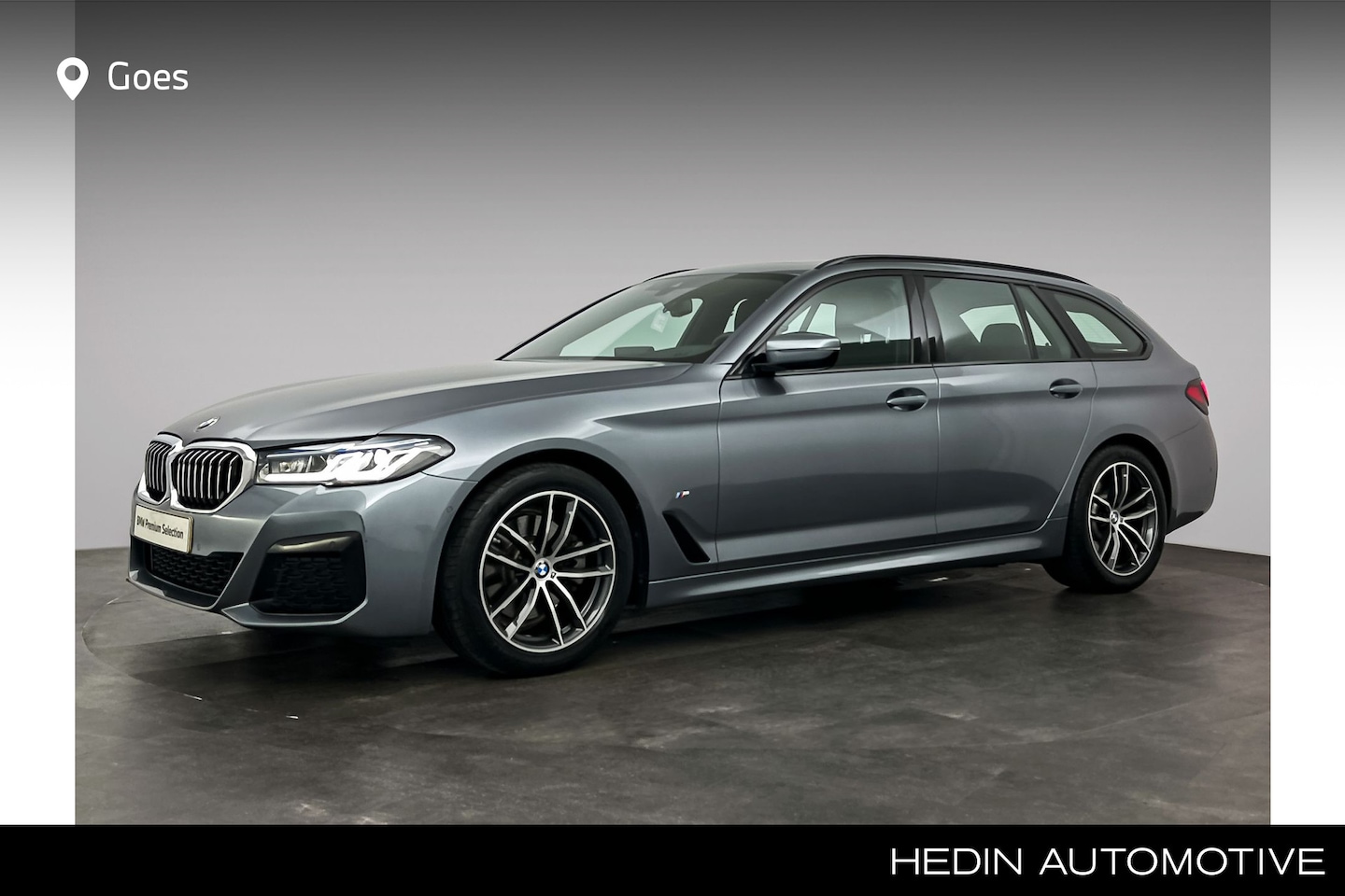 BMW 5-serie Touring - 520i Business Edition Plus | M Sportpakket | Trekhaak met elektrisch wegklapbare kogel | A - AutoWereld.nl
