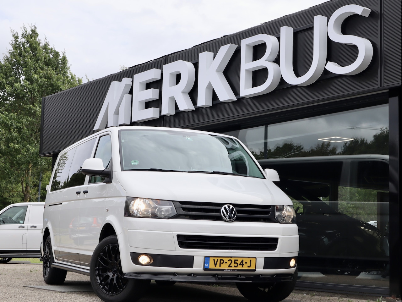 Volkswagen Transporter - 2.0 TDI 140PK DUBBELE CABINE MARGE/BTW VRIJ - AutoWereld.nl