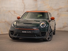 MINI Clubman - 2.0 JCW ALL4 John Cooper Works , pano, JCW-stoelen, 19", H/K, keyless, ACC, camera, privac