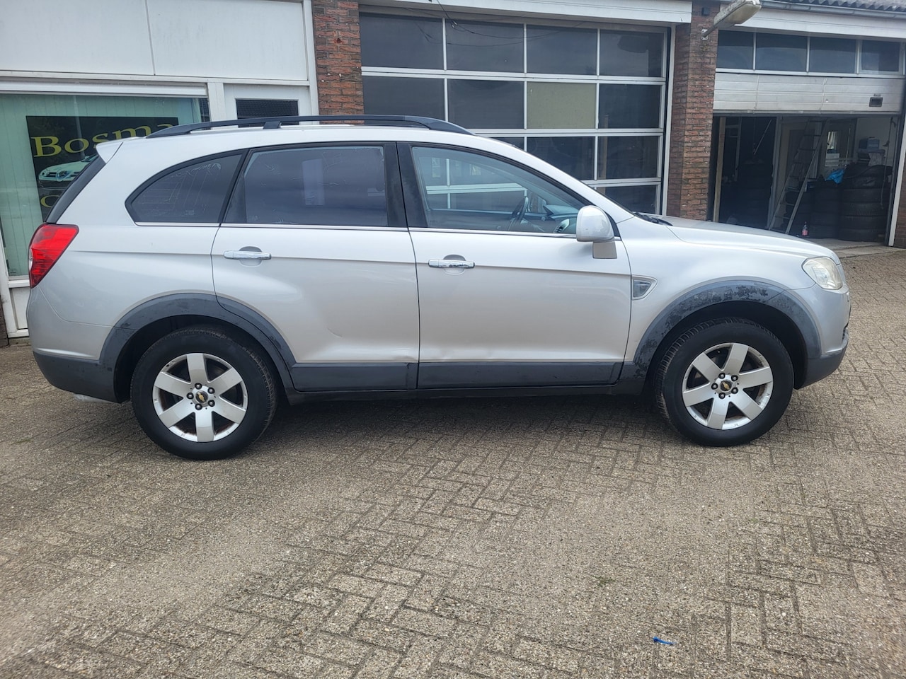 Chevrolet Captiva - 2.4i Class 7 PERSOONS UITVOERING - AutoWereld.nl