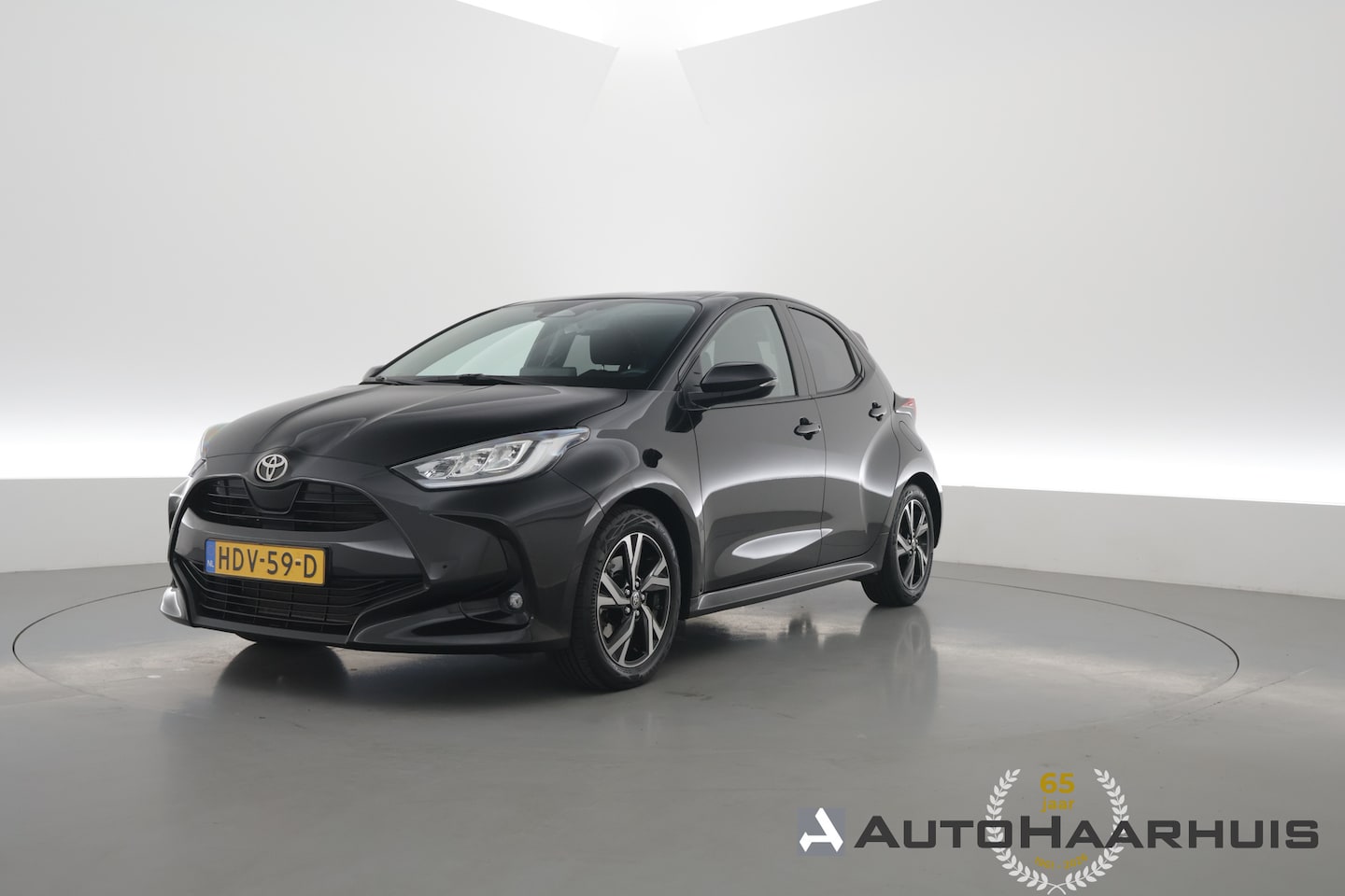 Toyota Yaris - 1.5 Hybrid 115 First Edition | winterset | Afn. Trekhaak | Apple CarPlay | Adapt. Cruise | - AutoWereld.nl