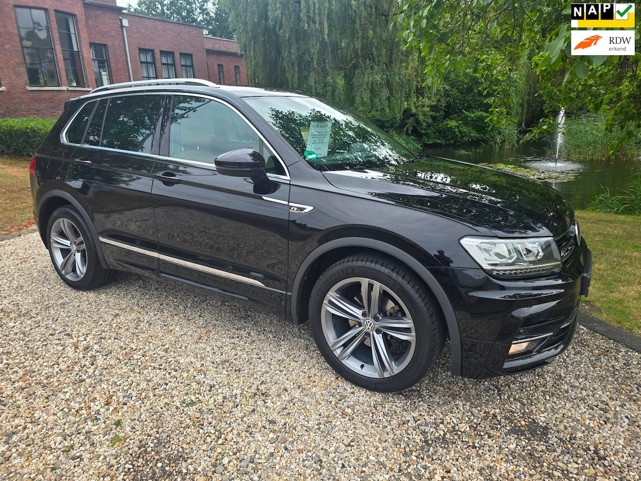 Volkswagen Tiguan - 1.5 TSI Comfortline Business Navi Leer Airco Trekhaak - AutoWereld.nl