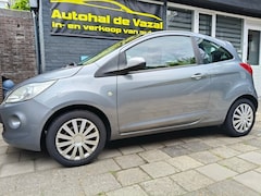 Ford Ka - 1.2 Titanium AIRCO DISTRIBUTIE GEDAAN