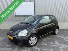 Toyota Yaris - 1.3 VVT-i S-Line 2005 / Airco / Trekhaak / 3deurs / NAP