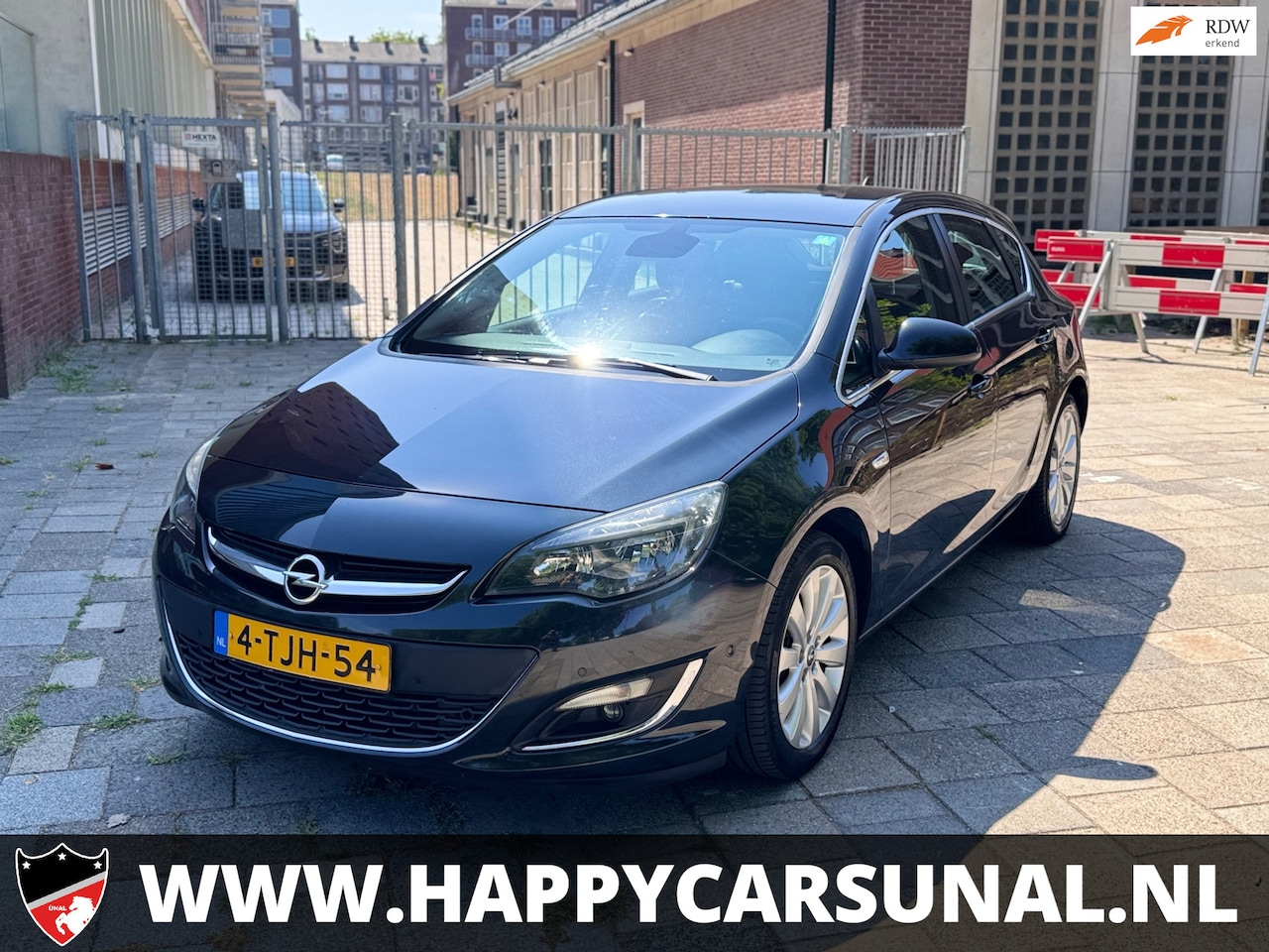 Opel Astra - 1.4 Turbo Cosmo 1.4 Turbo Cosmo, AIRCO, NAVI, CAMERA, Nieuwe APK - AutoWereld.nl