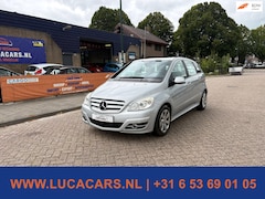 Mercedes-Benz B-klasse - 200 Aut Cruise Trekhaak 2X SLEUTEL + BOEKJES