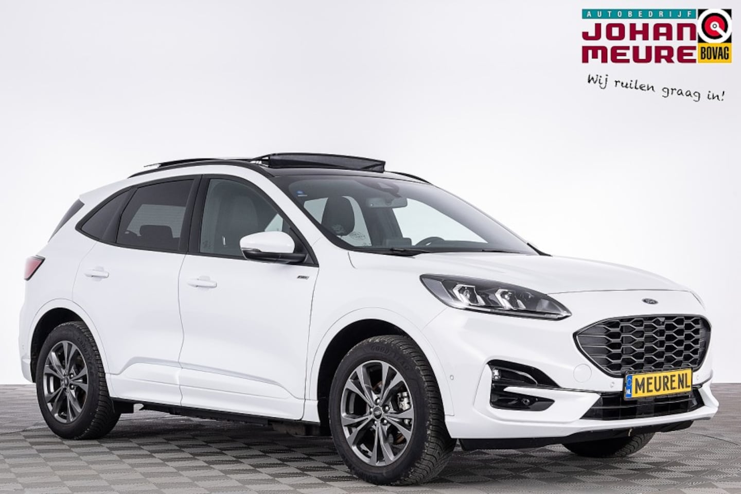 Ford Kuga - 2.5 PHEV ST-Line X | PANORAMA | Winterpack | Drive Assist pack | Trekhaak | - AutoWereld.nl