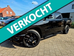 Dodge Ram 1500 - 5.7 V8 401PK 4x4 Crew Cab Big Horn + Nieuw model|NAP|OH historie|Panorama|LED|Leder|Trekha