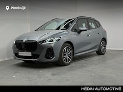 BMW 2-serie Active Tourer - 225e xDrive | Trekhaak | M Sportpakket | Harman Kardon | Elektrisch verstelbare stoelen |