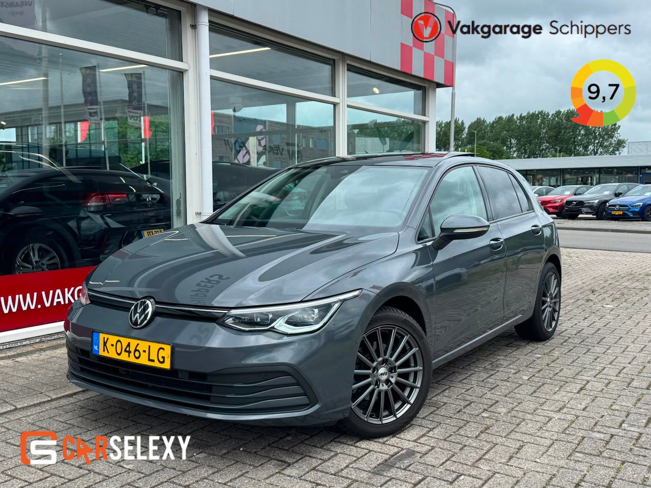 Volkswagen Golf - 1.5 TSI Life Business |Pano dak|Ambient lighting|Camera|Carplay|Full LED - AutoWereld.nl